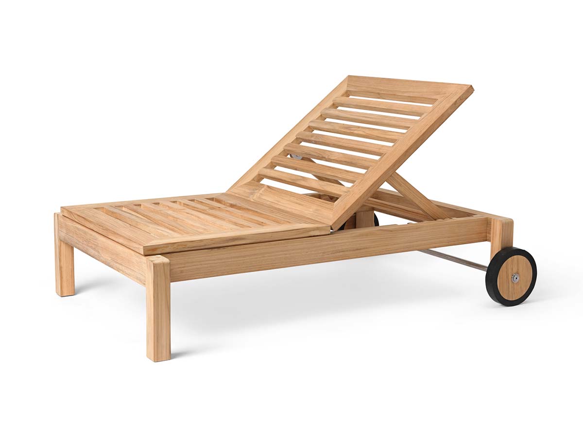 Carl Hansen AH604 Outdoor Lounger