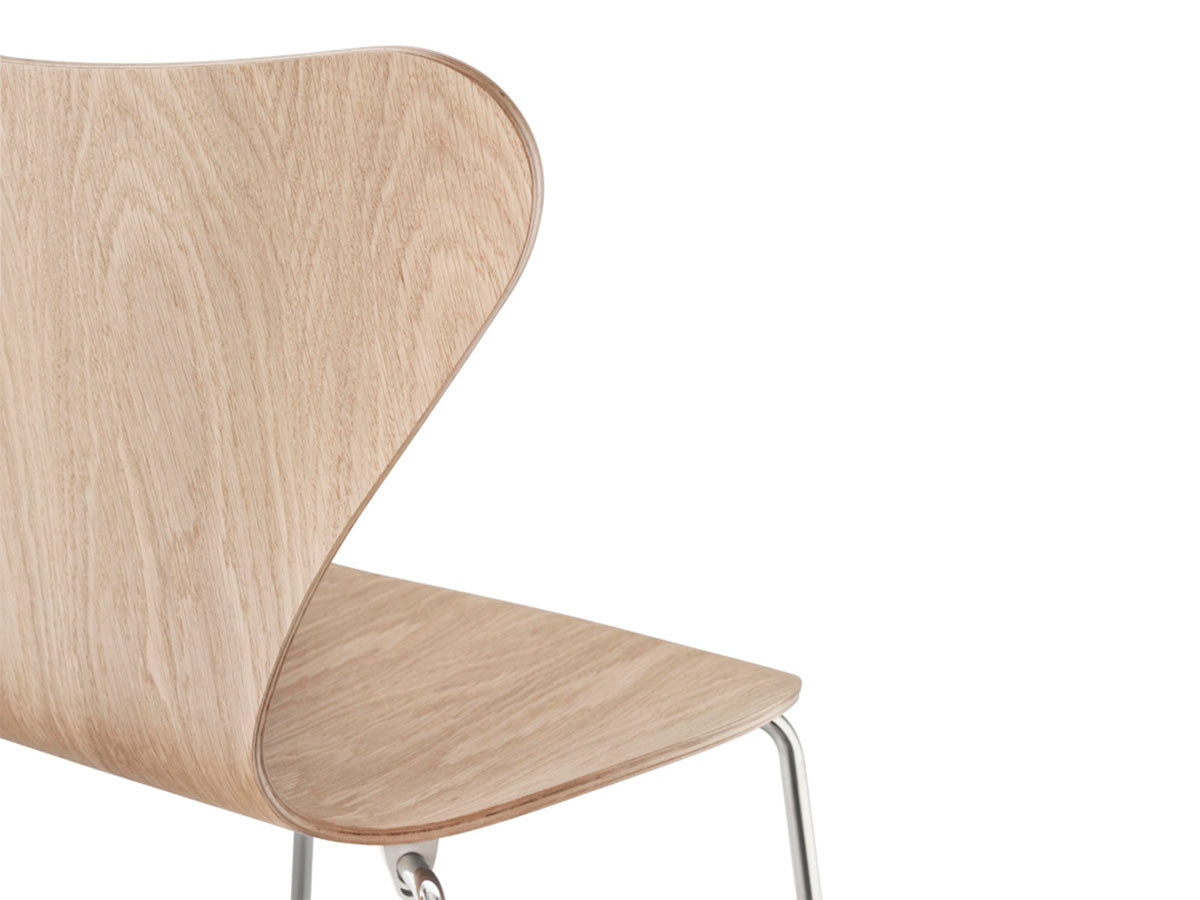 Fritz Hansen Series 7 Dining Chair - Natural Wood