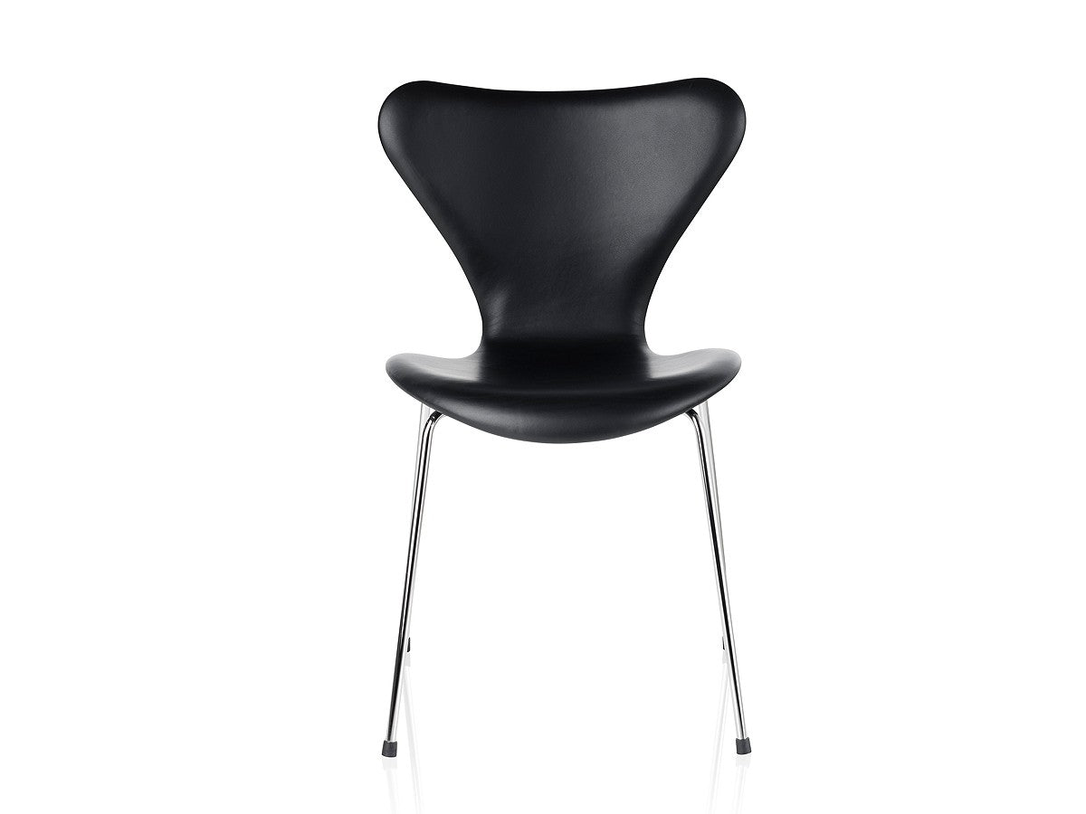 Fritz Hansen Series 7 Dining Chair - Leather