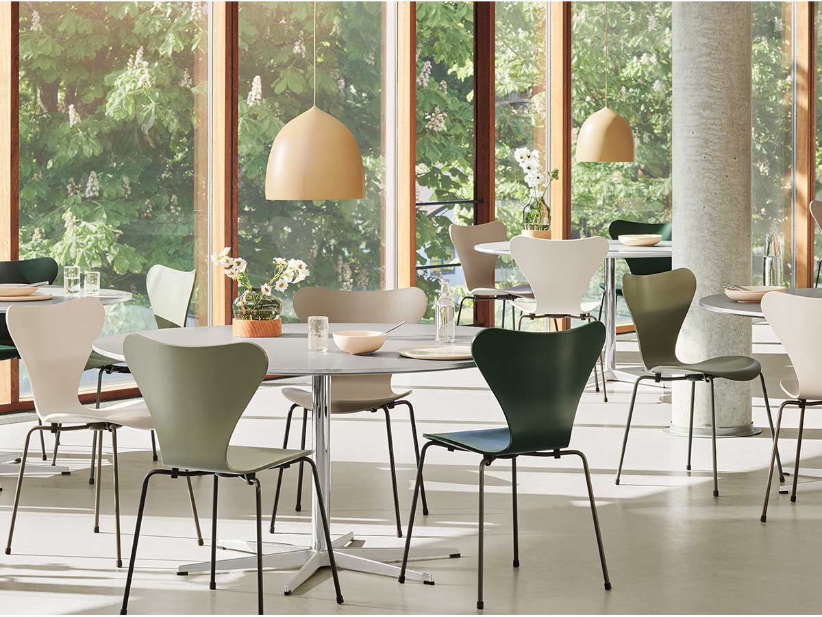 Fritz Hansen Series 7 Dining Chair - Coloured Ash/Chrome Legs