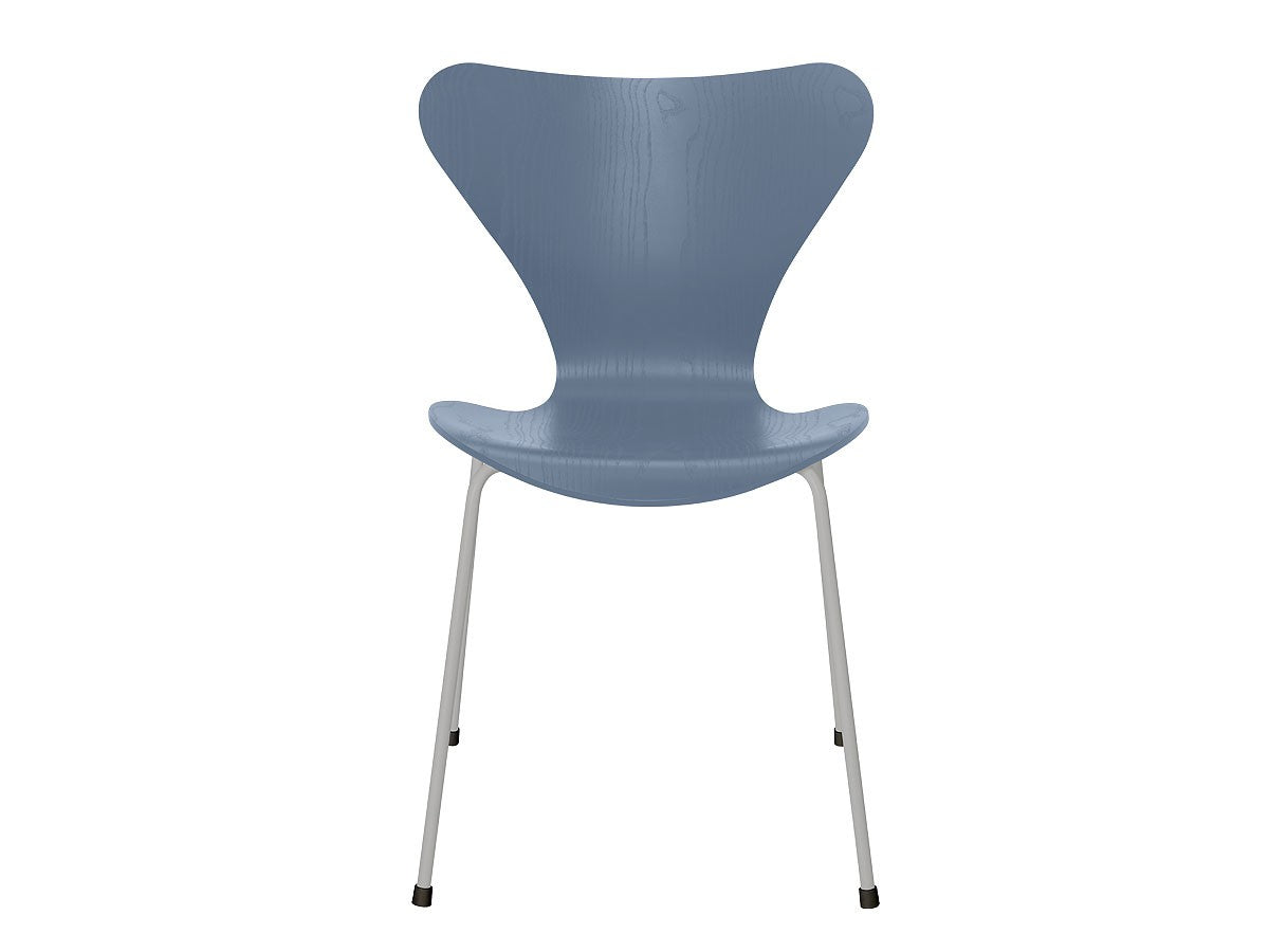 Fritz Hansen Series 7 Dining Chair - Coloured Ash/White Legs