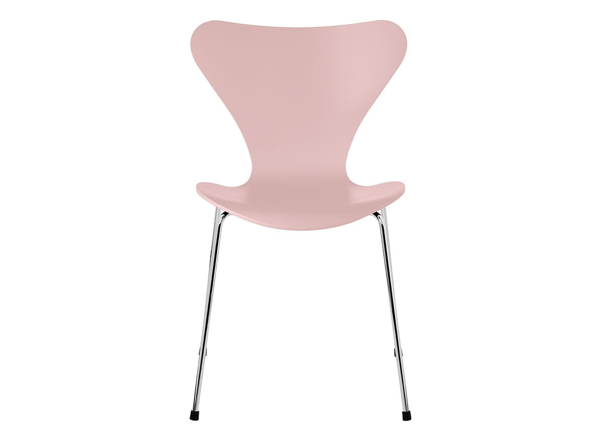 Fritz Hansen Series 7 Dining Chair - Lacquered