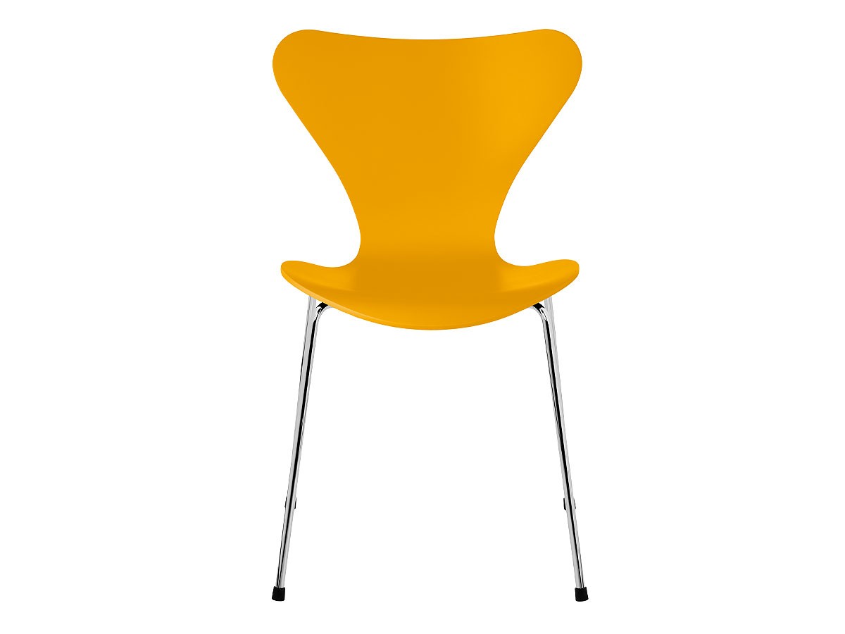 Fritz Hansen Series 7 Dining Chair - Lacquered