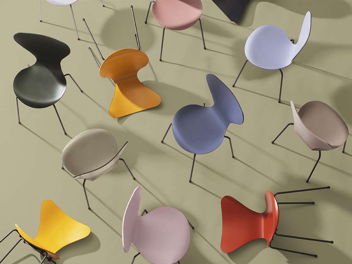 Fritz Hansen Series 7 Dining Chair - Coloured Ash/Nine Grey Legs