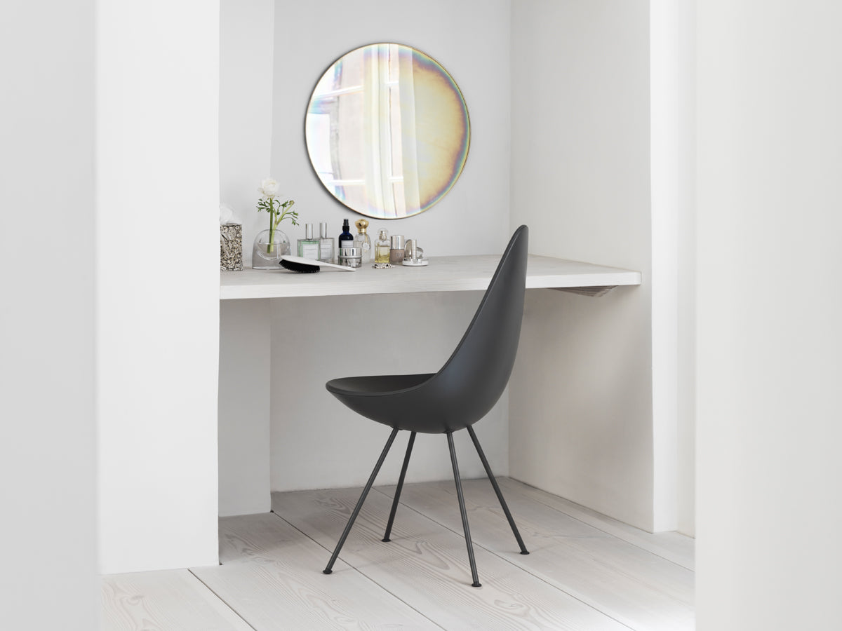 Fritz Hansen Drop Chair