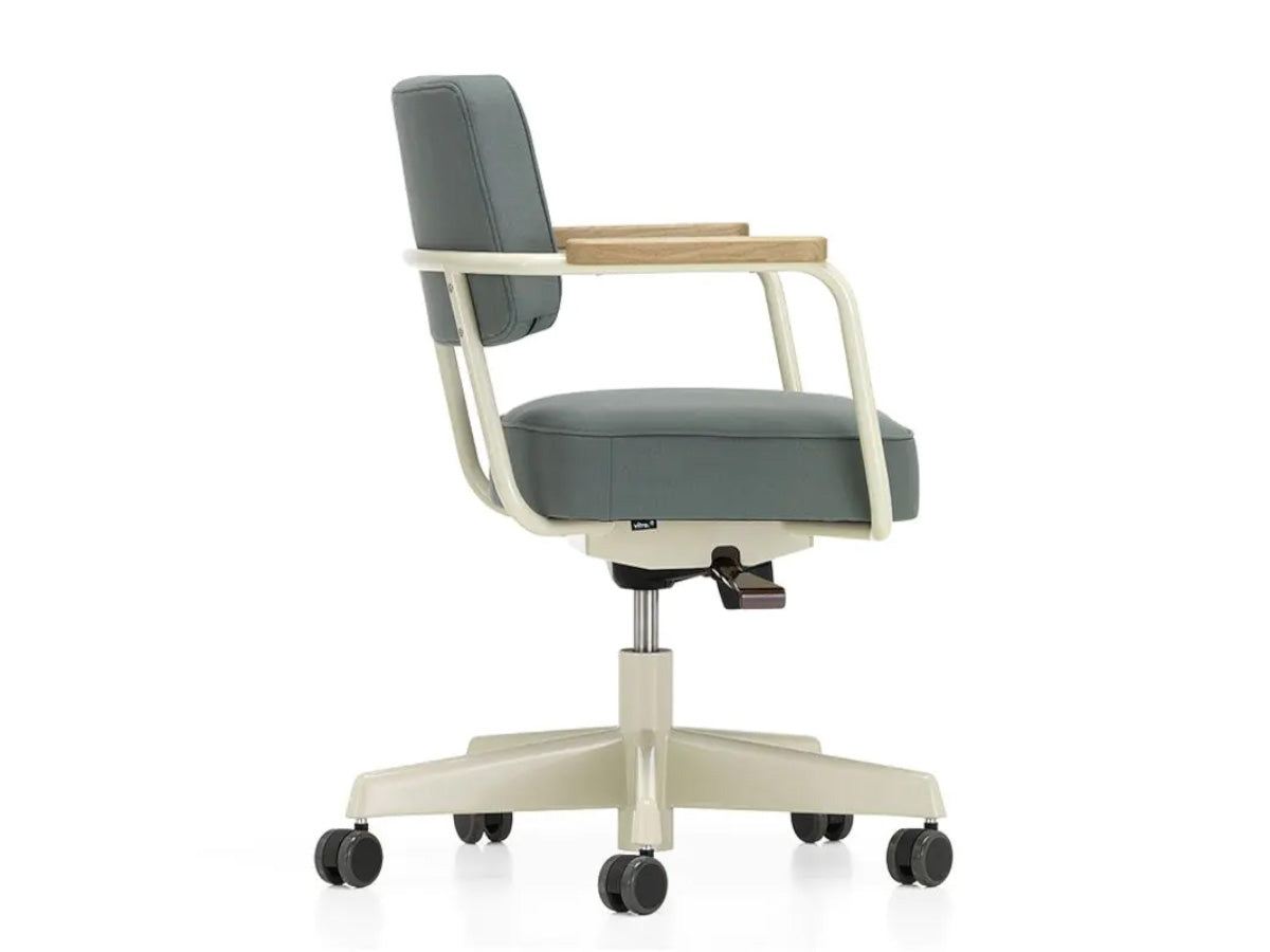 Vitra Fauteuil Direction Pivotant Chair