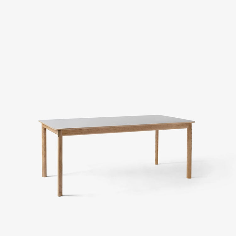 &amp;Tradition Patch HW1 Dining Table