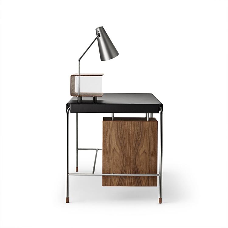 Carl Hansen AJ52 Society Desk