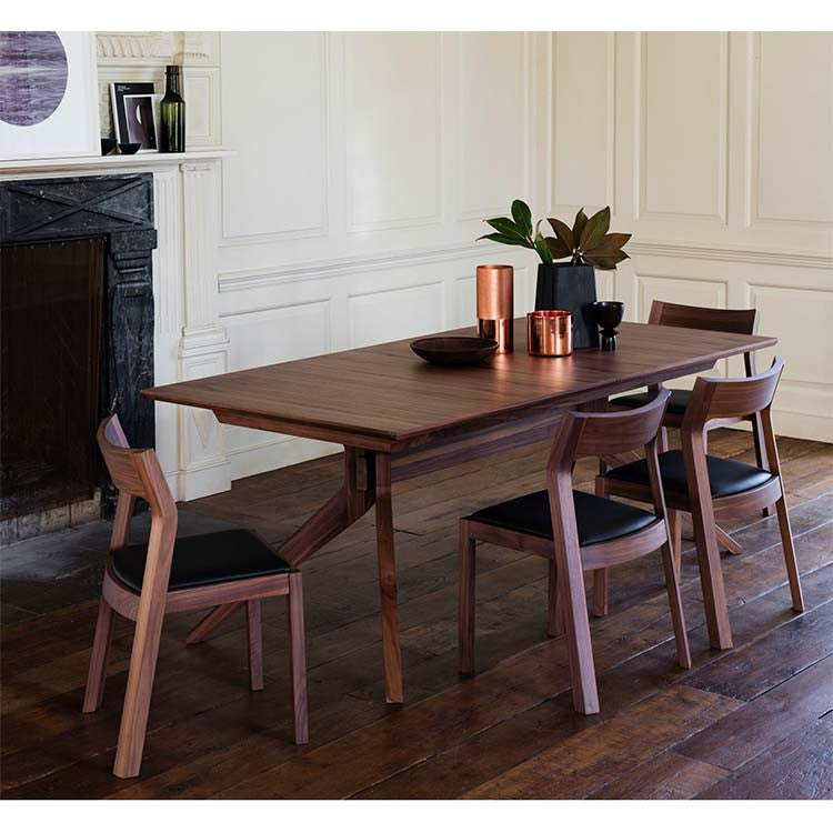 Case Cross Extendable Table
