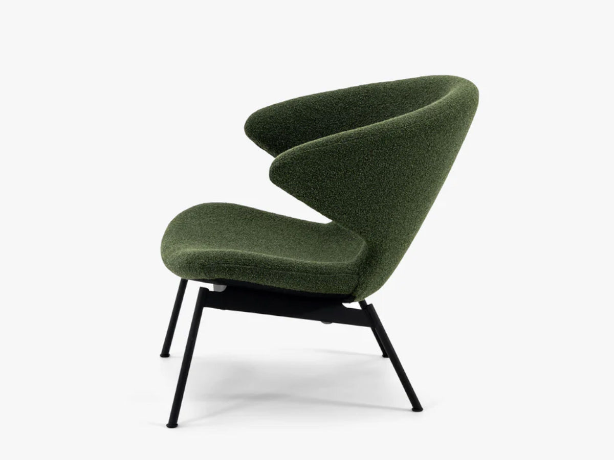 Case Ella Lounge Chair &amp; Ottoman