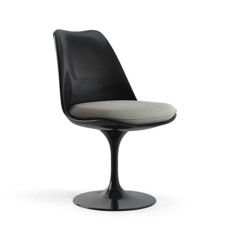 Knoll Saarinen Tulip Chair Black Base