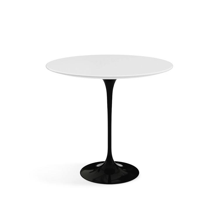Knoll Saarinen Tulip Oval Side Table Black Base