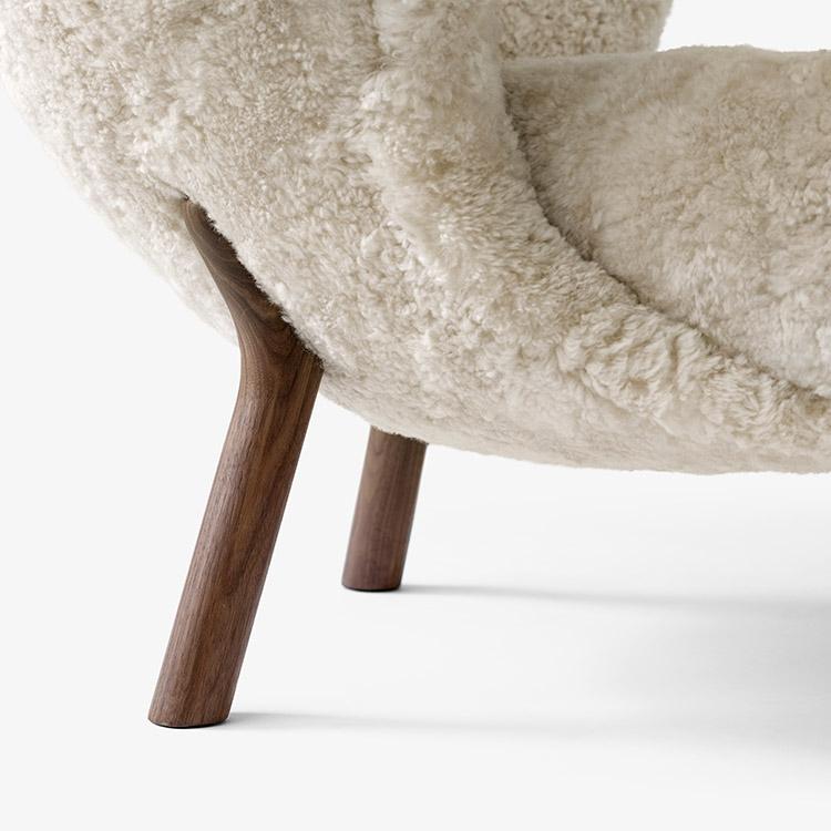 &Tradition Little Petra VB1 Chair Sheepskin