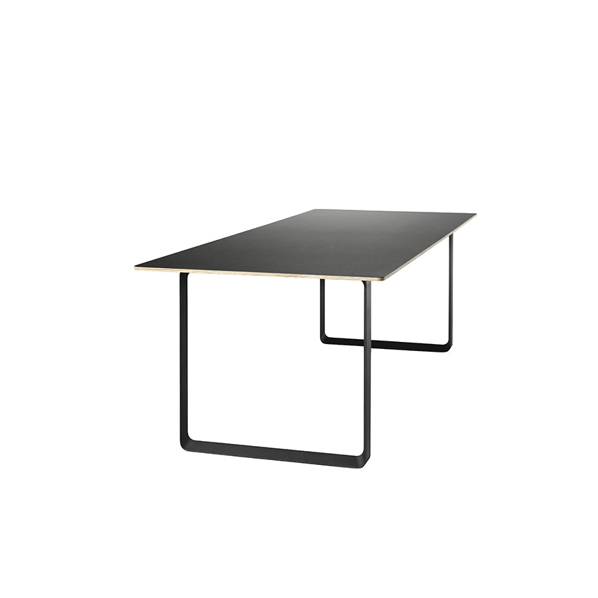 Muuto 70/70 Table