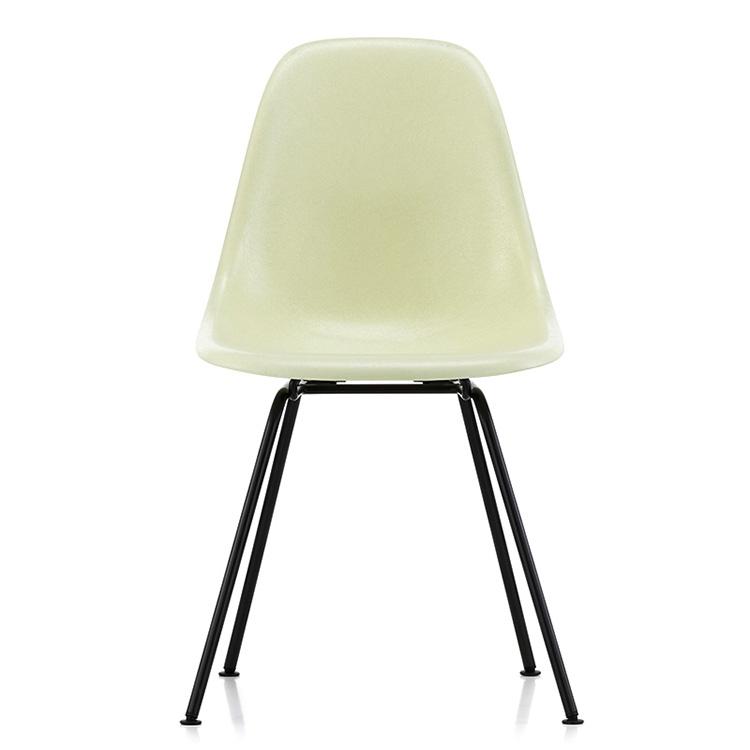Vitra Eames Fiberglass Chair - DSX